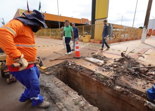 Prefeitura inicia obra para resolver problema antigo de alagamento na Avenida Guaicurus