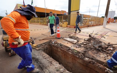 Prefeitura inicia obra para resolver problema antigo de alagamento na Avenida Guaicurus